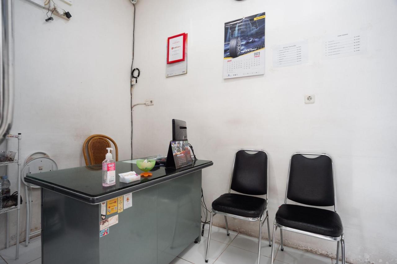Reddoorz At Jalan Bangau Palembang Otel Dış mekan fotoğraf